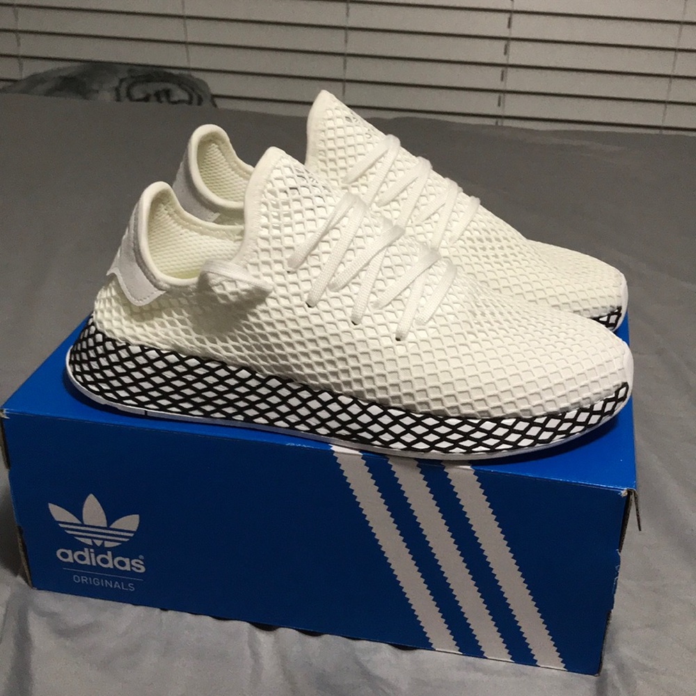 Men’s Adidas Deerupt Runner
